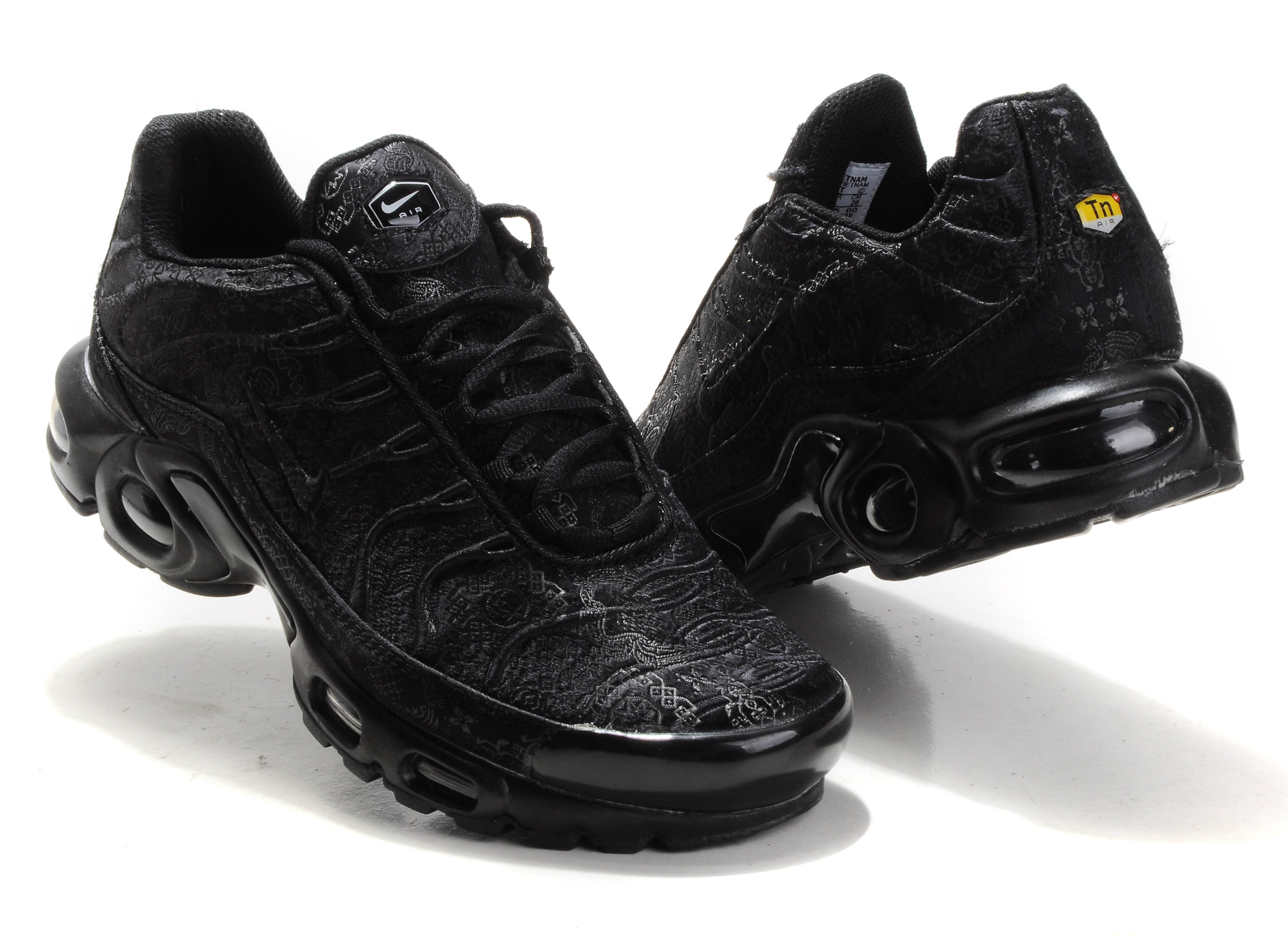 tn nike noir